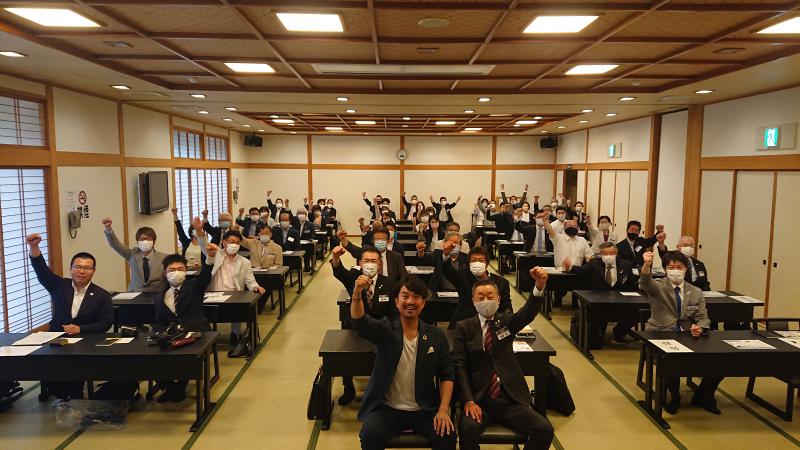 岡野 誠氏テーマ:『これからの時代に生き残る「強靭経営の方程式」』