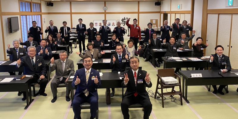 藤麻 一三氏    テーマ:『 花一輪 』