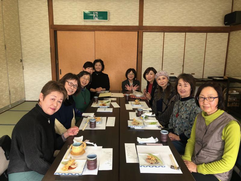 女性委員会「Xmasランチ会」開催しました