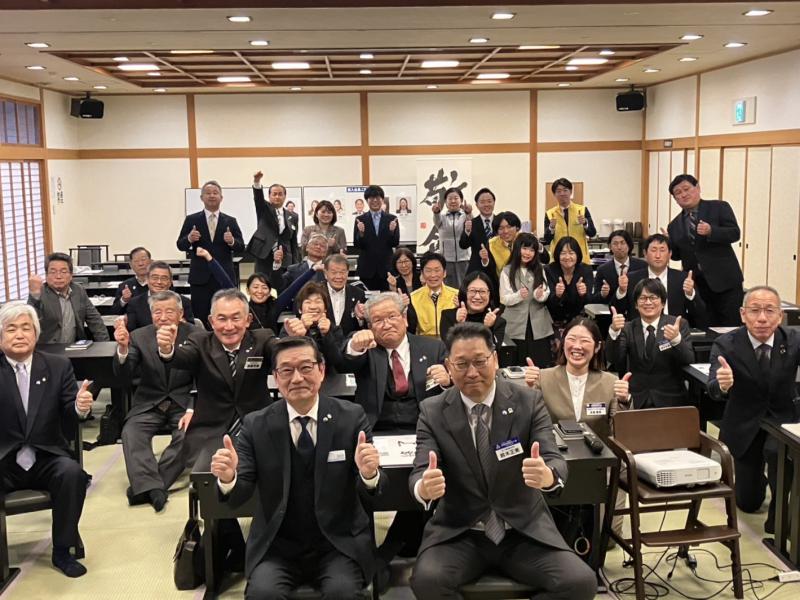 丸山 弘氏テーマ:「「今」を共に活きる - FORからWITHへ -」