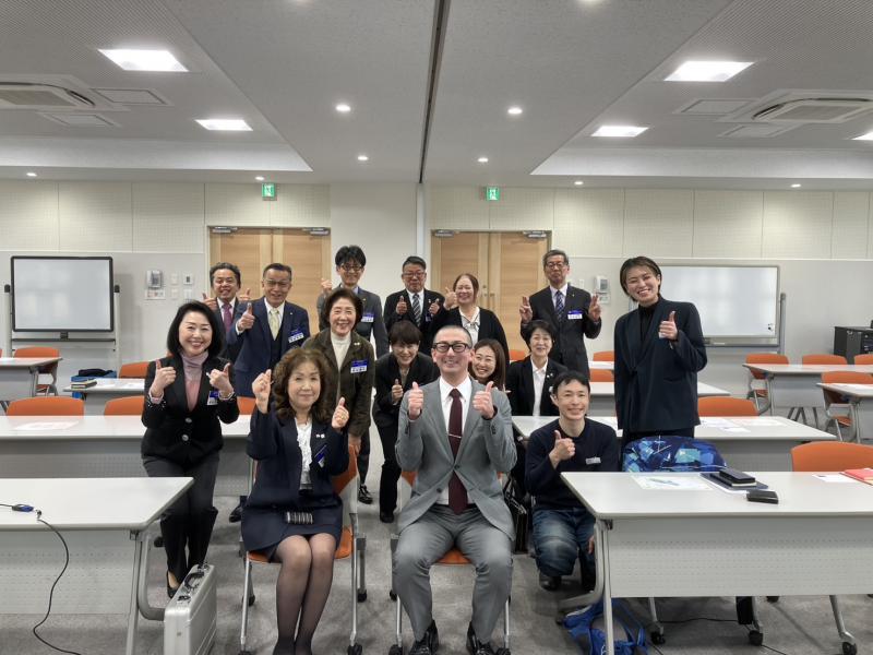 講師　佐藤衆氏