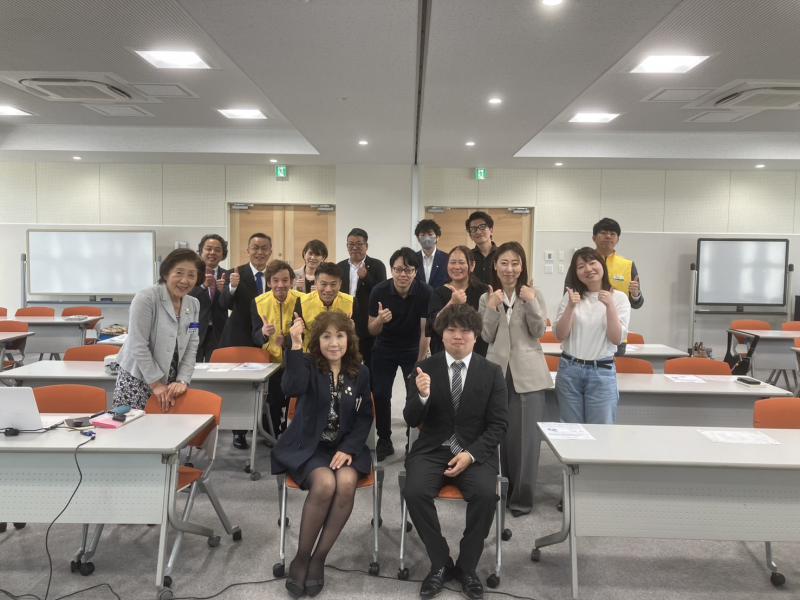 講師　桑原　幹弥氏を囲んで